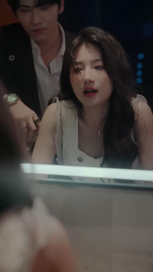 偏执大佬总想独占我(79集) 偏执大佬总想独占我(79集)免费看