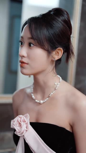 夫人她竟是顶级豪门(71集) 夫人她竟是顶级豪门(71集)短剧热播中