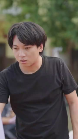 母凭女荣（65集）最火短剧推荐