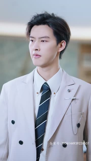 4.晚来揽星归(51集) 4.晚来揽星归(51集)好看上头的短剧