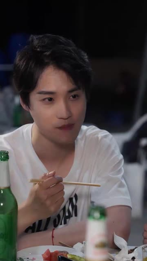 刚被分手,校花产房叫我签字(25集) 刚被分手,校花产房叫我签字(25集)超甜短剧抢先看