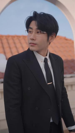 冷战八年后初恋哭着问错了没（104集）短剧看全集