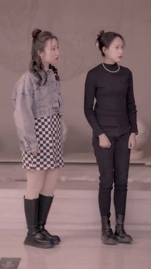 我靠颜值崛起了(100集) 我靠颜值崛起了(100集)温柔追捕短剧