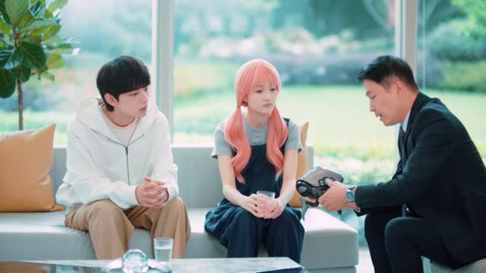 1818编辑部（18集）直接追到结尾