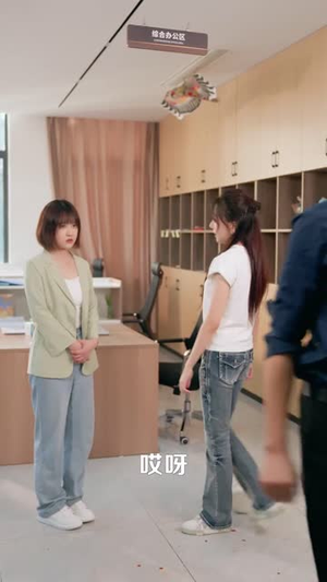 千金小姐每天都在装穷(96集) 千金小姐每天都在装穷(96集)短剧推荐更新中