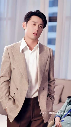 下山后被众美女围殴（80集）今日最火短剧