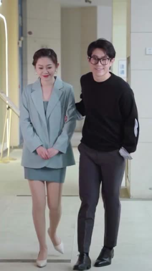 为她流泪到天明(44集) 为她流泪到天明(44集)第一集