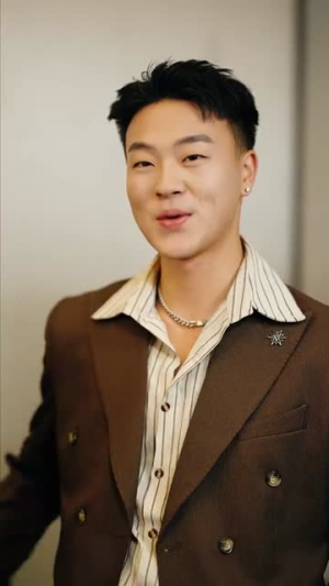 夫人，她在线直播救贺先生（89集）怎么看全集