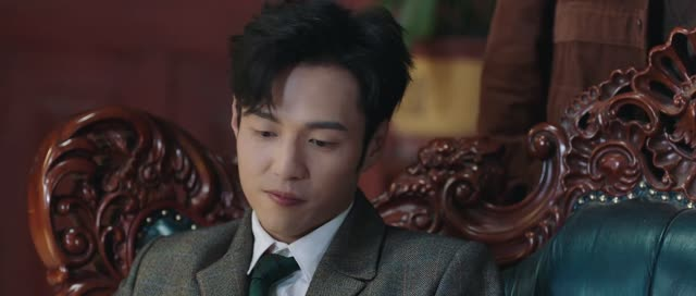 她的伪装（24集）短剧免费看