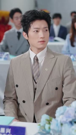 炮灰女配不当恋爱脑（80集）短剧免费看