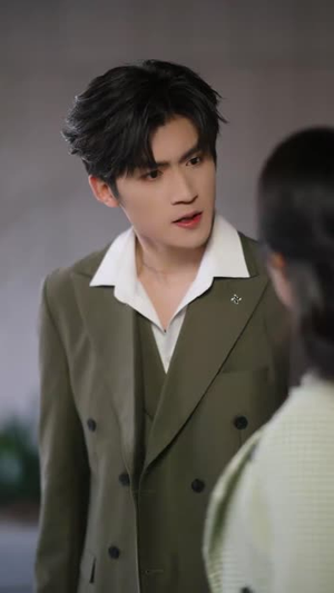 白月光悖论(99集) 白月光悖论(99集) 最近很火的短剧