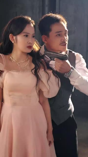 鲛妻游戏(79集) 鲛妻游戏(79集)温柔追捕短剧