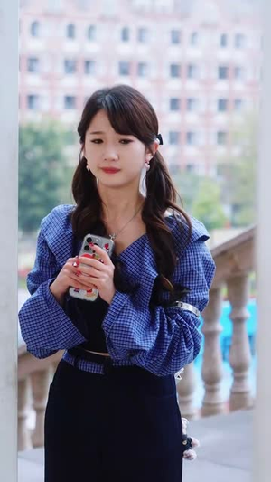 钓系娇娇小美人在修罗场求生(85集) 钓系娇娇小美人在修罗场求生(85集) 海量短剧免费看