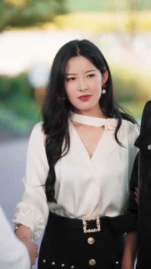 重生后我凭实力吃软饭(52集) 重生后我凭实力吃软饭(52集)抢先看新短剧