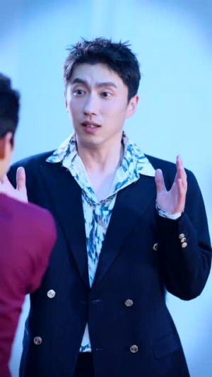 寄生(41集) 寄生(41集)民国短剧推荐