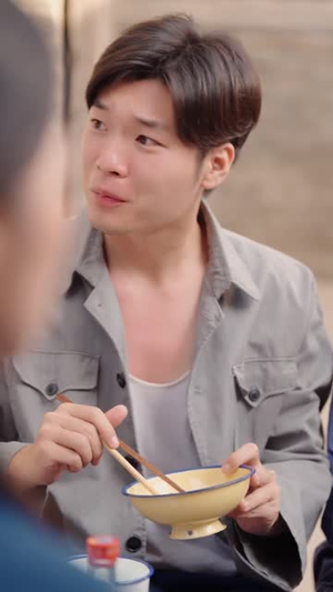 穿越七零知青有妙招 (78集) 穿越七零知青有妙招 (78集) 在线免费观影