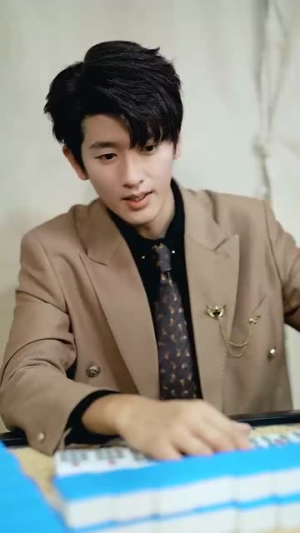 我有以假乱真系统 (79集) 我有以假乱真系统 (79集)在线播放