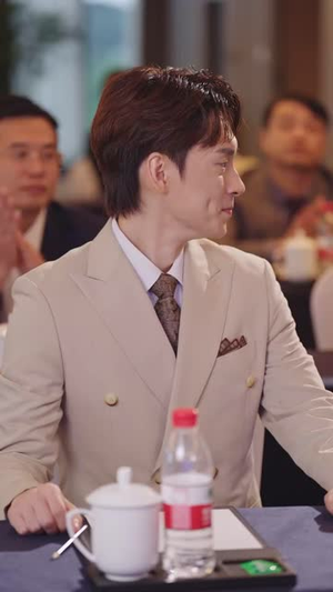 我签到就有钞能力 (61集) 我签到就有钞能力 (61集)演员表