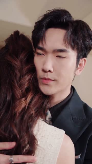 被老婆偷听心声后我走上人生巅峰（80集）最火短剧热播