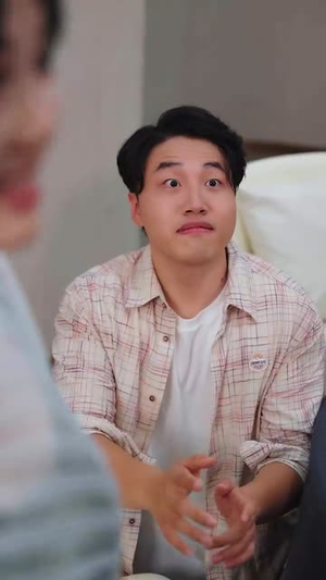 失恋逆袭,校花追我不放手 (80集) 失恋逆袭,校花追我不放手 (80集) 免费在线看