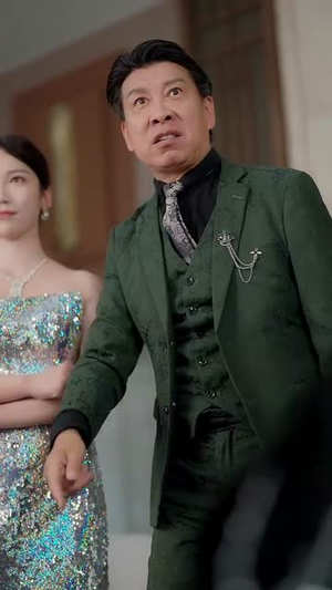 先抱美人归再掌天下财(61集) 先抱美人归再掌天下财(61集)最热门短剧来了