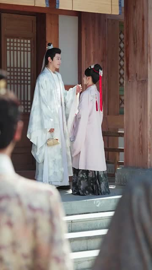 医妃烟烟（70集）剧好看短剧推荐