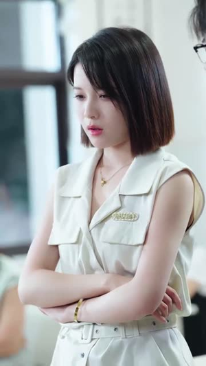 赶出家门后我靠带崽成赢家(82集) 赶出家门后我靠带崽成赢家(82集)短剧抢先看全集