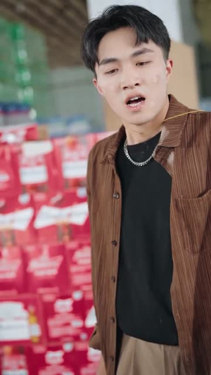 末日换亲我还是救世主 (61集) UC网盘在线看