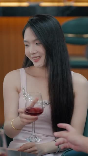 捞个二世祖当爹养成首富（58集）夸克在线观看