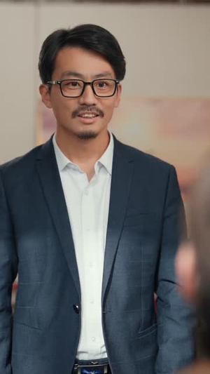 提升员工工资，你说我扰乱市场（94集）番茄短剧免费看