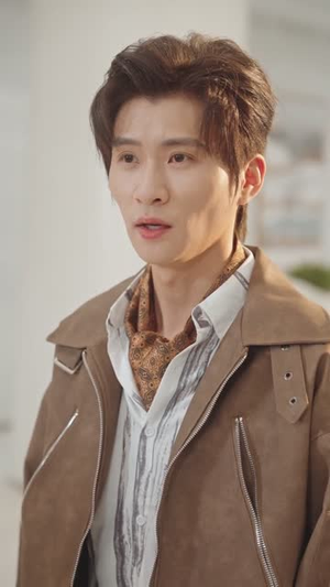 我靠摆摊南天门,走上人生巅峰(68集) 我靠摆摊南天门,走上人生巅峰(68集)短剧精彩片段